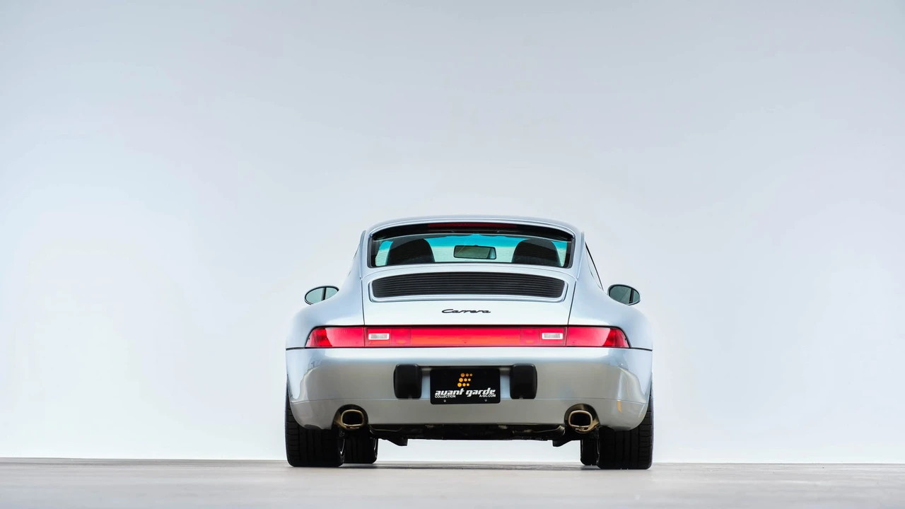 1996 Porsche 993 Carrera - Image 12 of 31