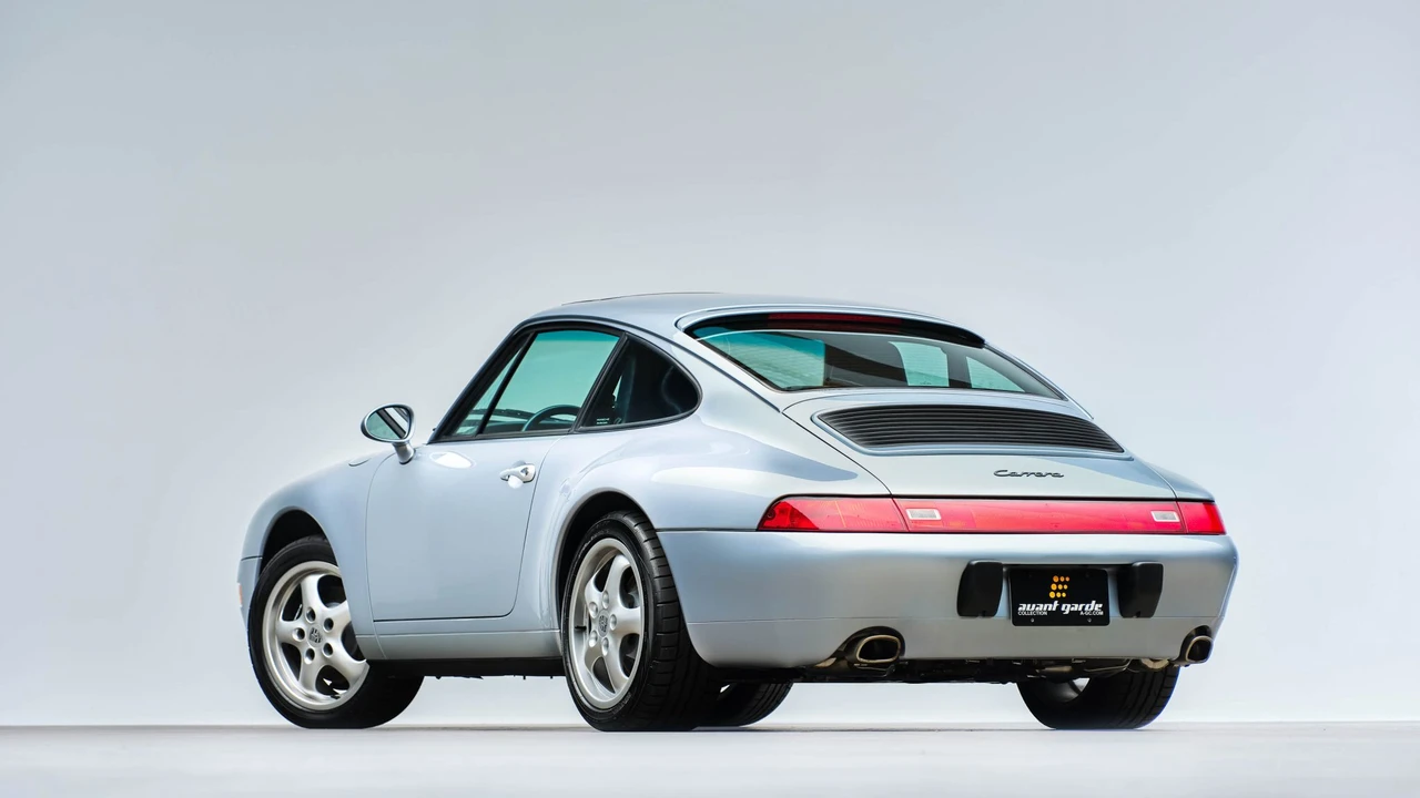 1996 Porsche 993 Carrera - Image 14 of 31