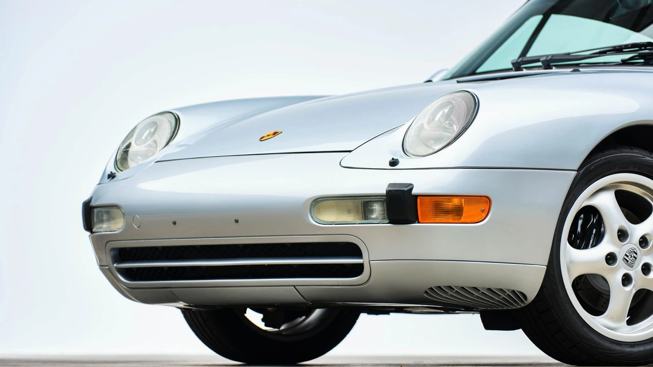 1996 Porsche 993 Carrera - Image 18 of 31