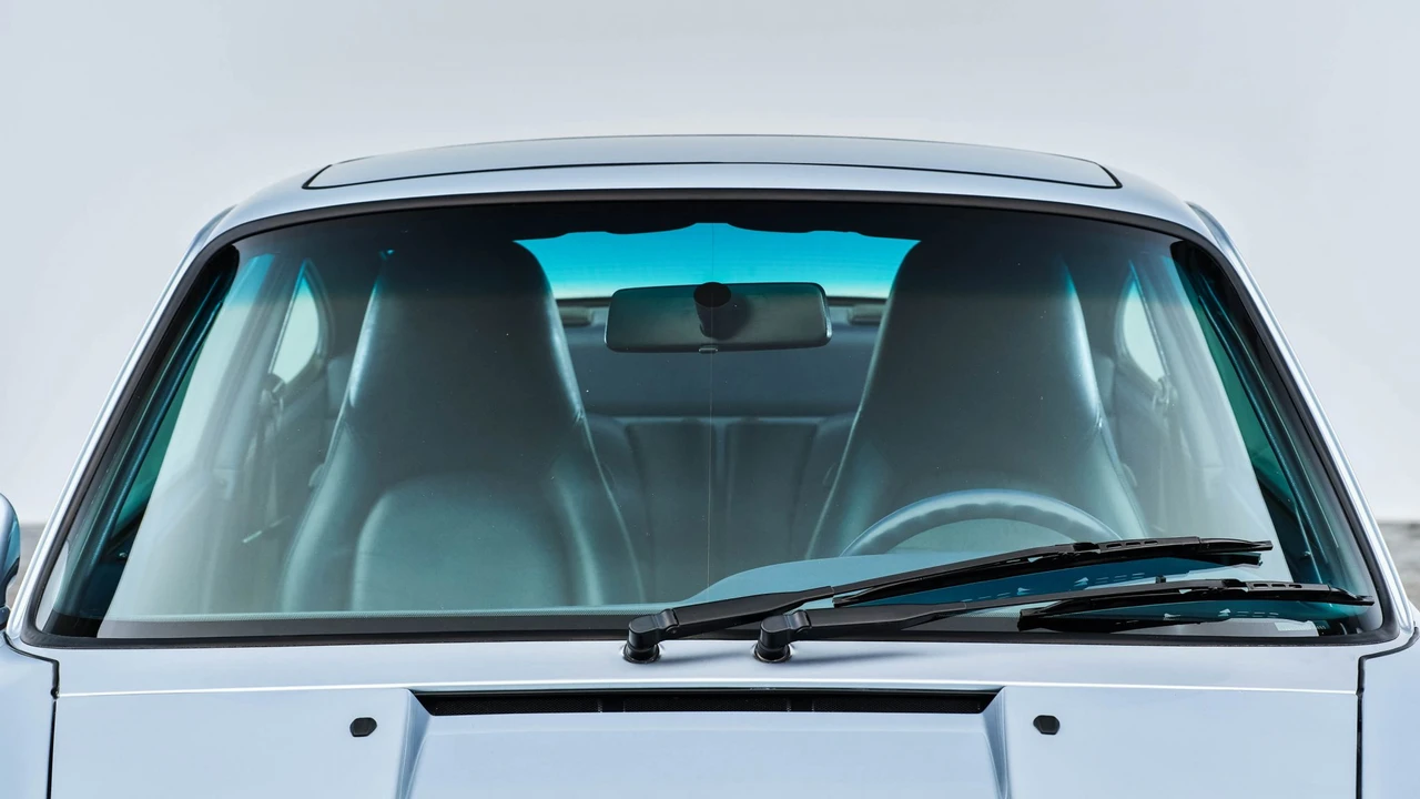 1996 Porsche 993 Carrera - Image 26 of 31