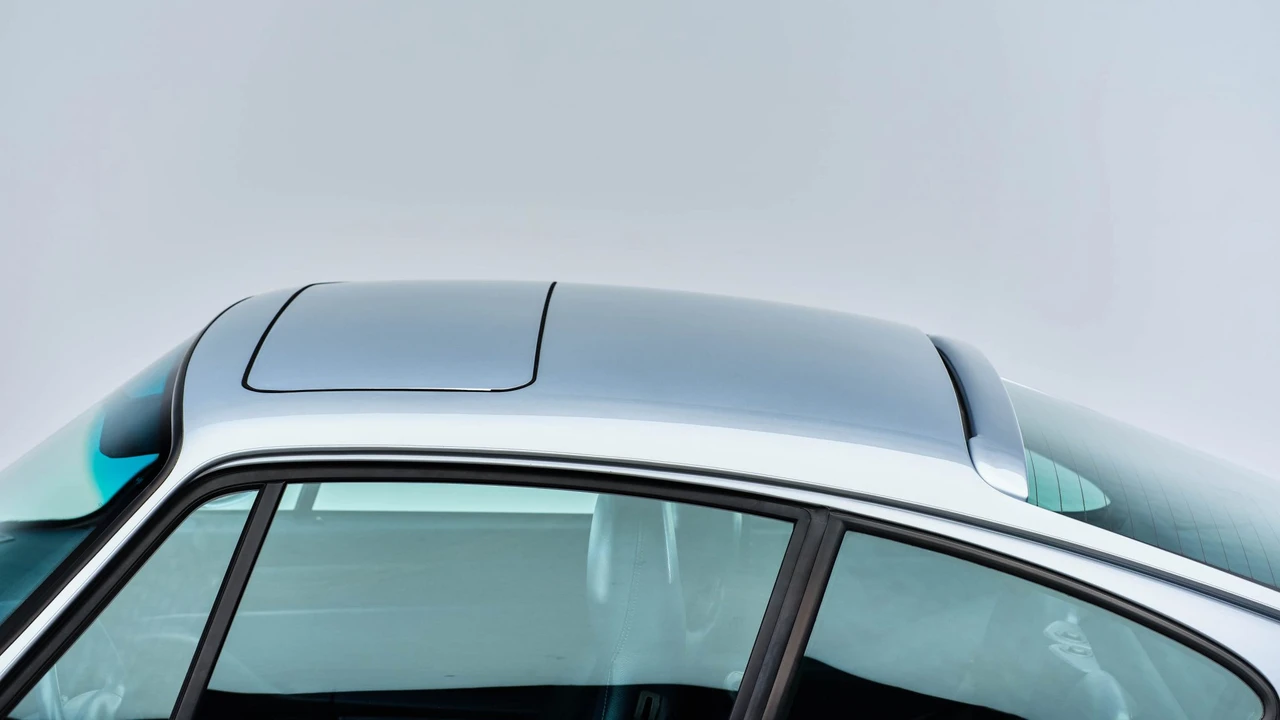 1996 Porsche 993 Carrera - Image 28 of 31