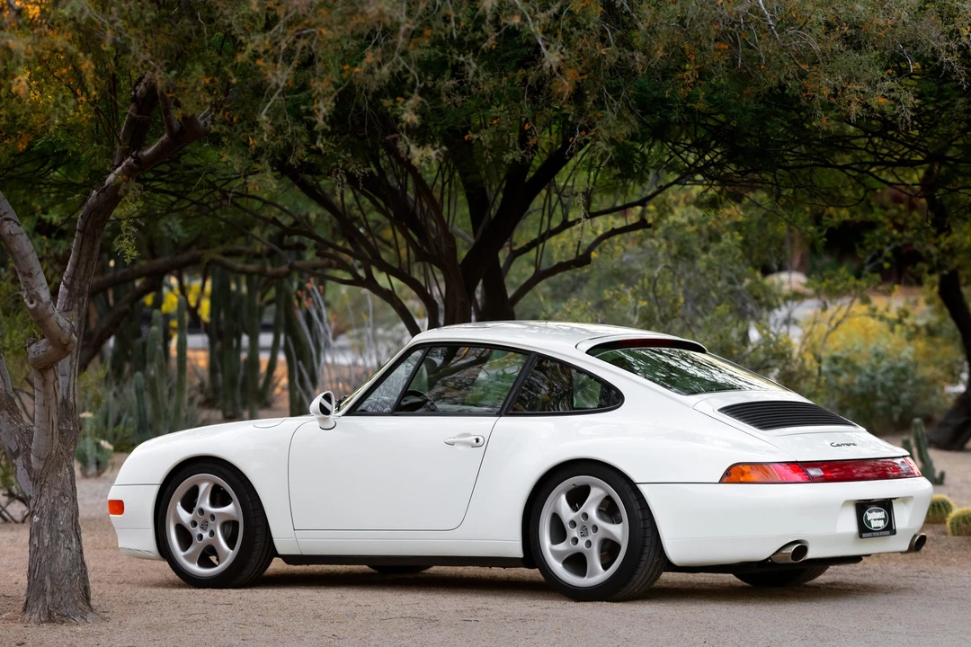1996 Porsche 993 Carrera - Image 6 of 31