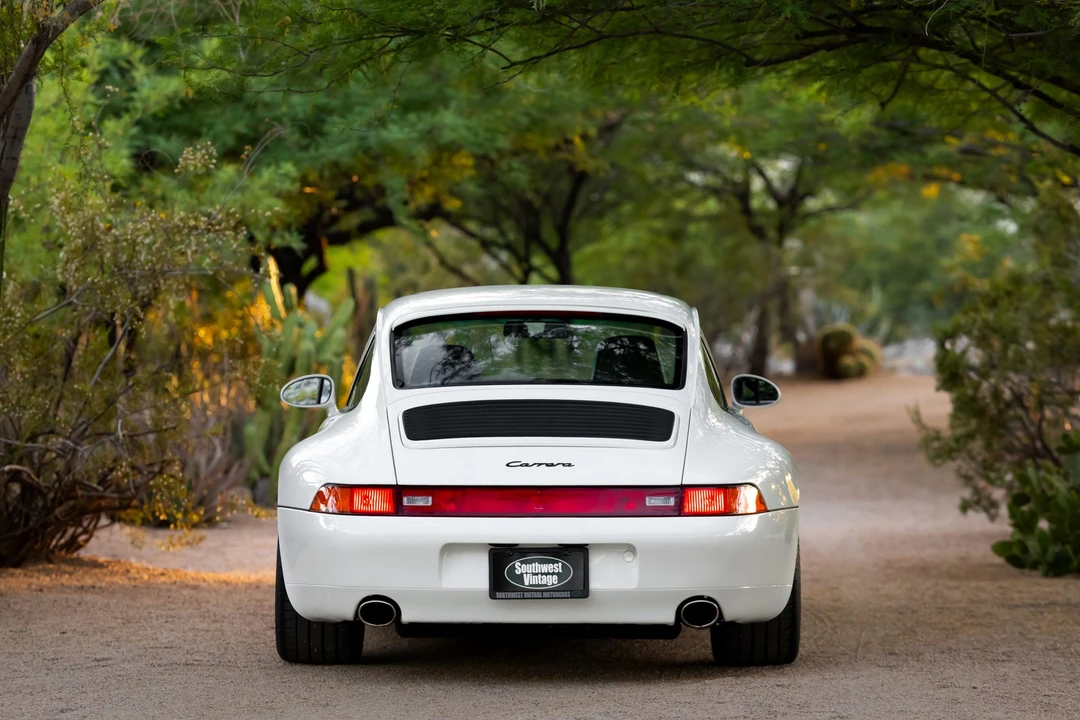 1996 Porsche 993 Carrera - Image 10 of 31