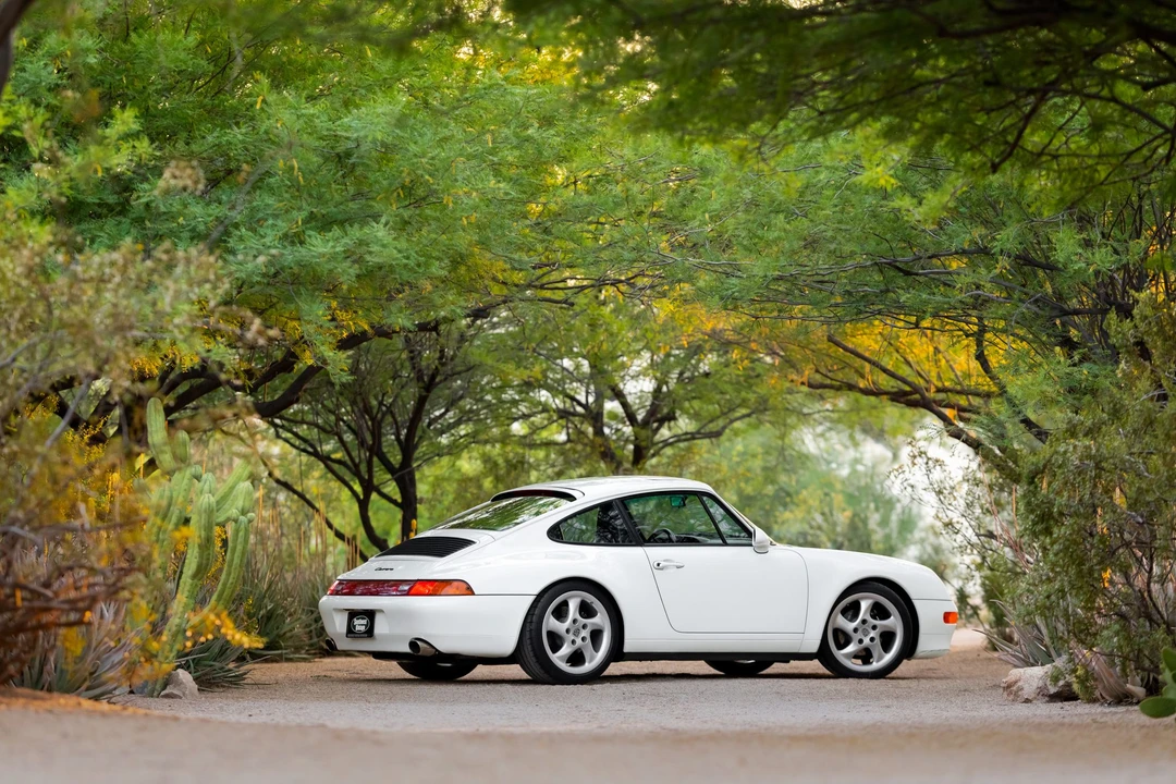 1996 Porsche 993 Carrera - Image 14 of 31