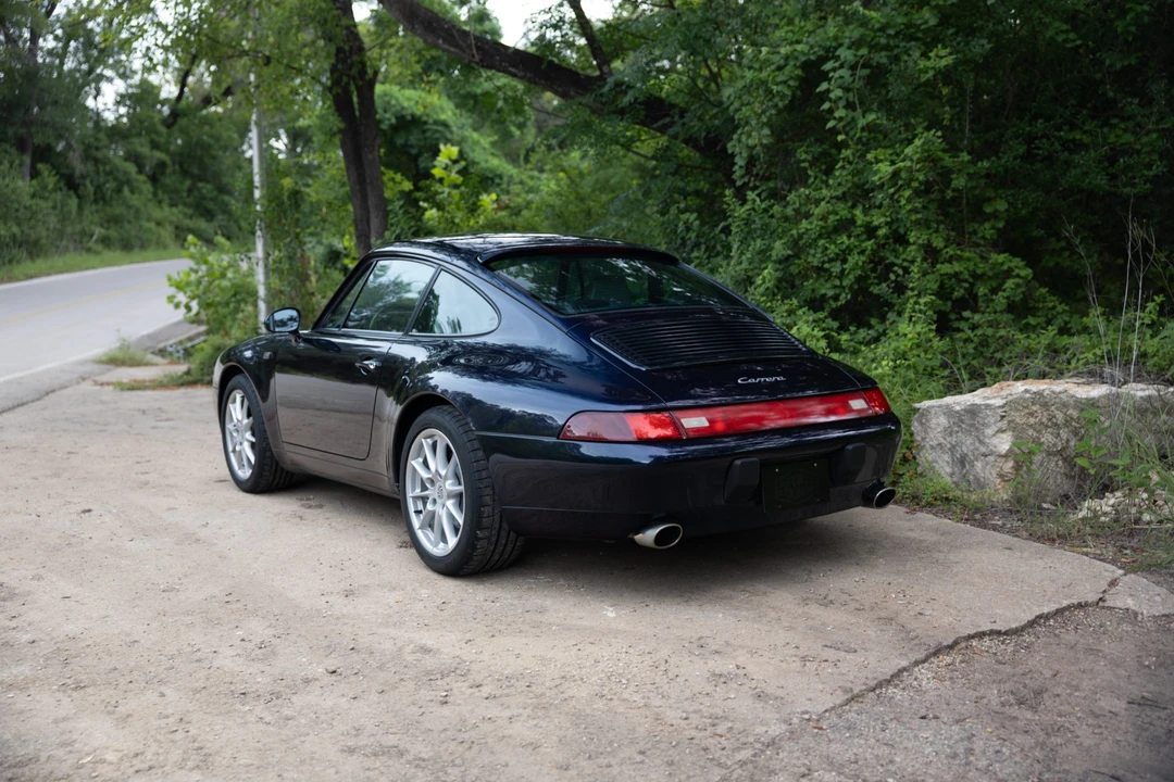 1996 Porsche 993 Carrera - Image 11 of 31