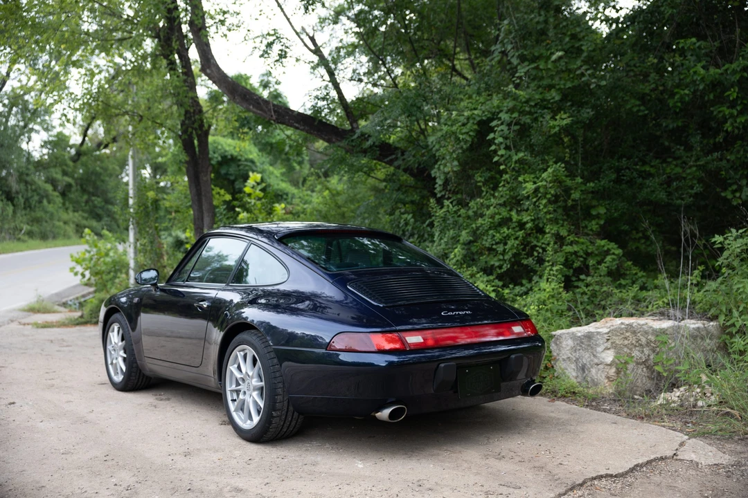 1996 Porsche 993 Carrera - Image 10 of 31