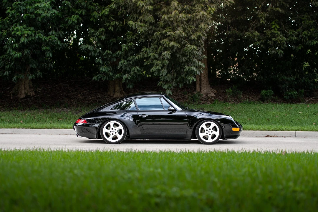 1996 Porsche 993 Carrera - Image 11 of 31