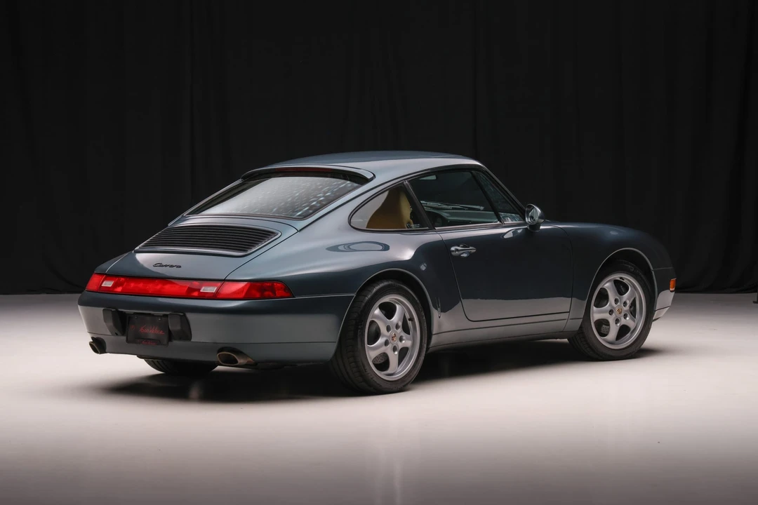 1996 Porsche 993 Carrera - Image 8 of 31