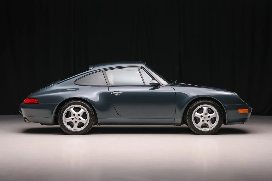 1996 Porsche 993 Carrera - Image 10 of 31