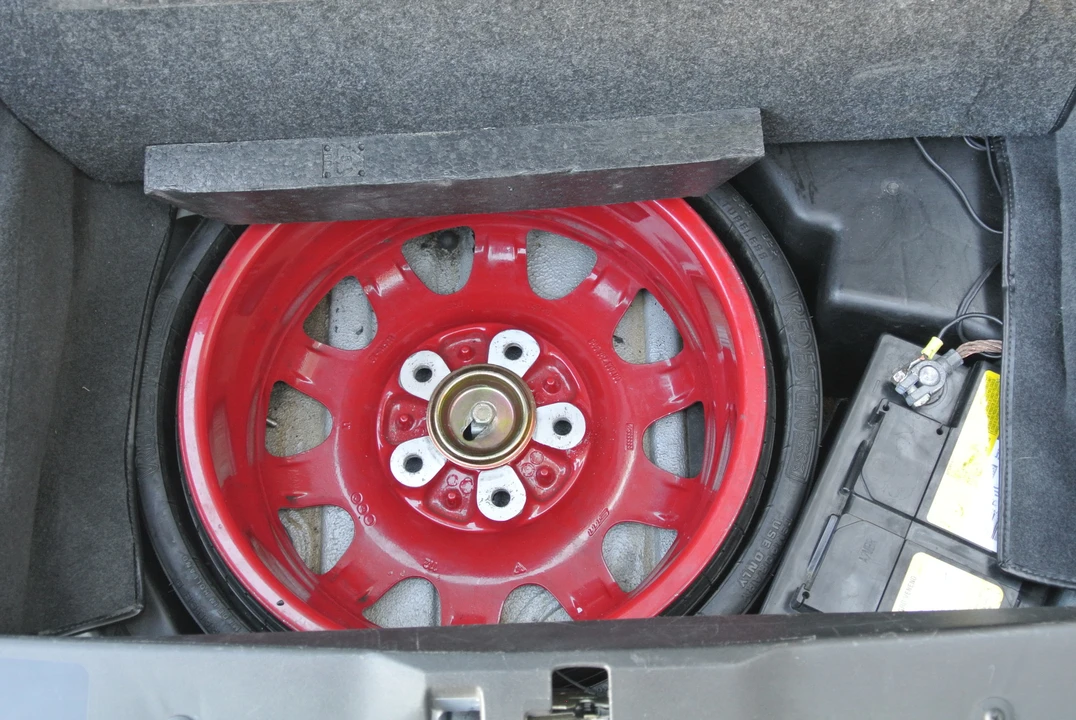 1996 Porsche 993 Carrera - Image 12 of 31
