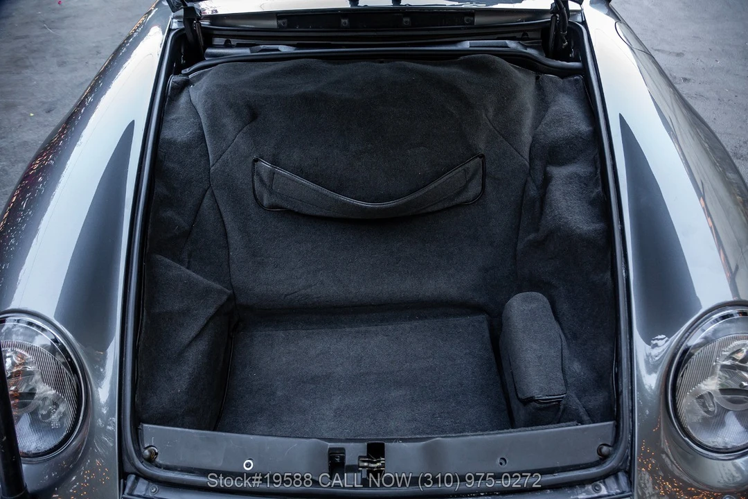 1996 Porsche 993 Carrera - Image 26 of 31