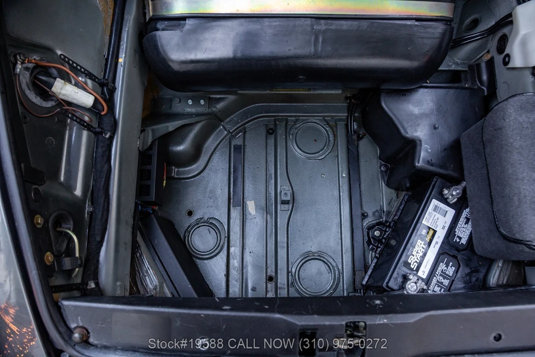 1996 Porsche 993 Carrera - Image 28 of 31