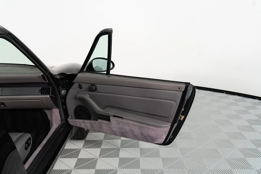 1996 Porsche 993 Carrera - Image 30 of 31