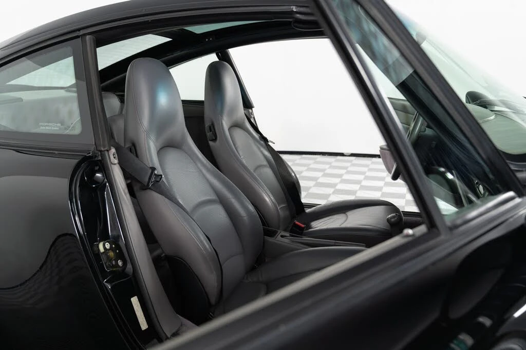 1996 Porsche 993 Carrera - Image 10 of 31