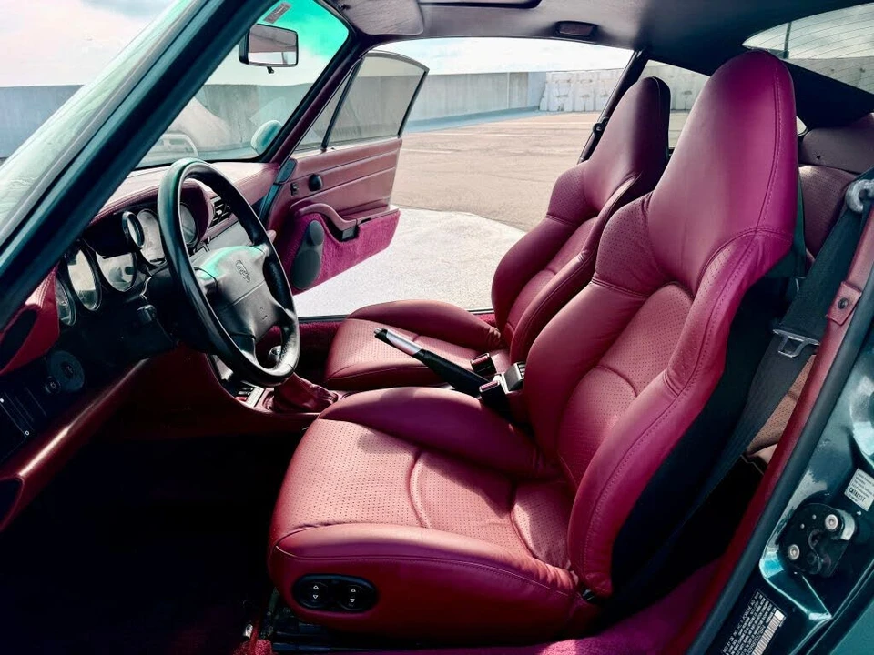 1996 Porsche 993 Carrera - Image 28 of 31