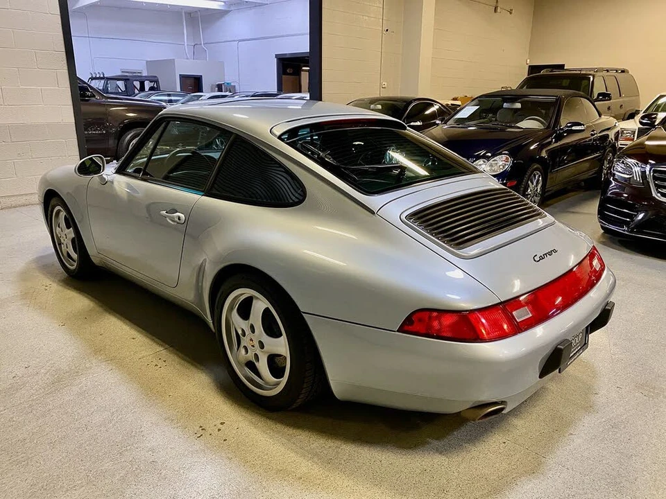 1996 Porsche 993 Carrera - Image 16 of 31