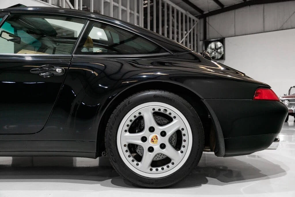 1996 Porsche 993 Carrera - Image 11 of 31