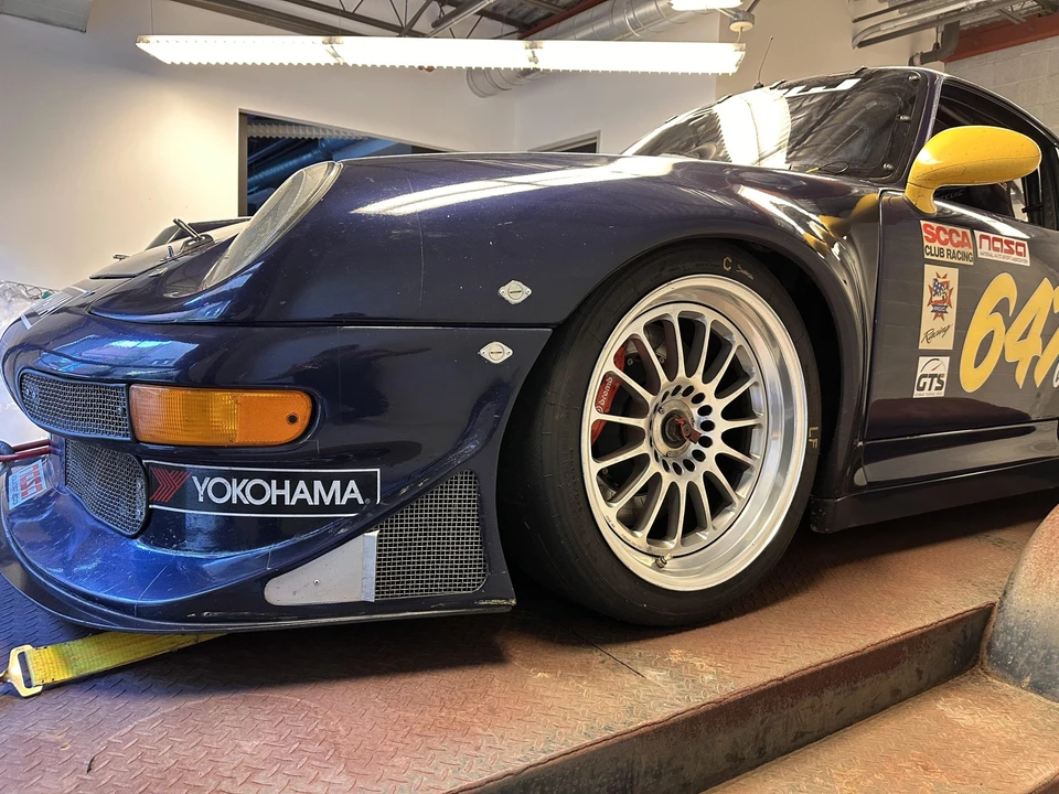 1996 Porsche 993 Carrera - Image 10 of 31