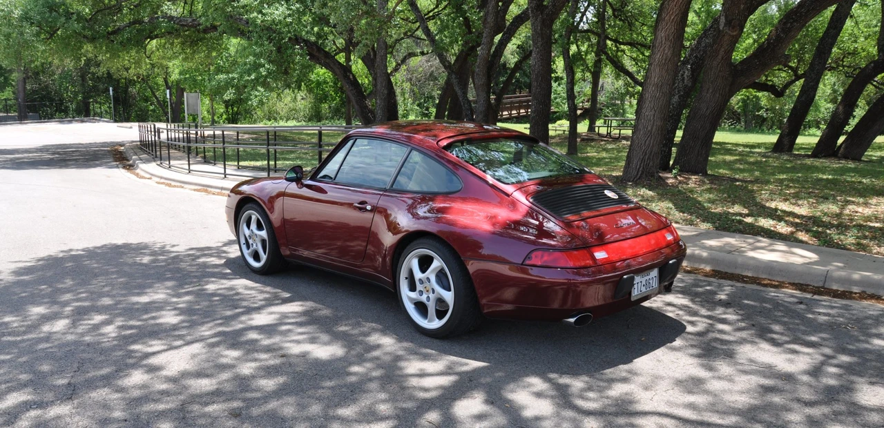 1996 Porsche 993 Carrera - Image 5 of 31