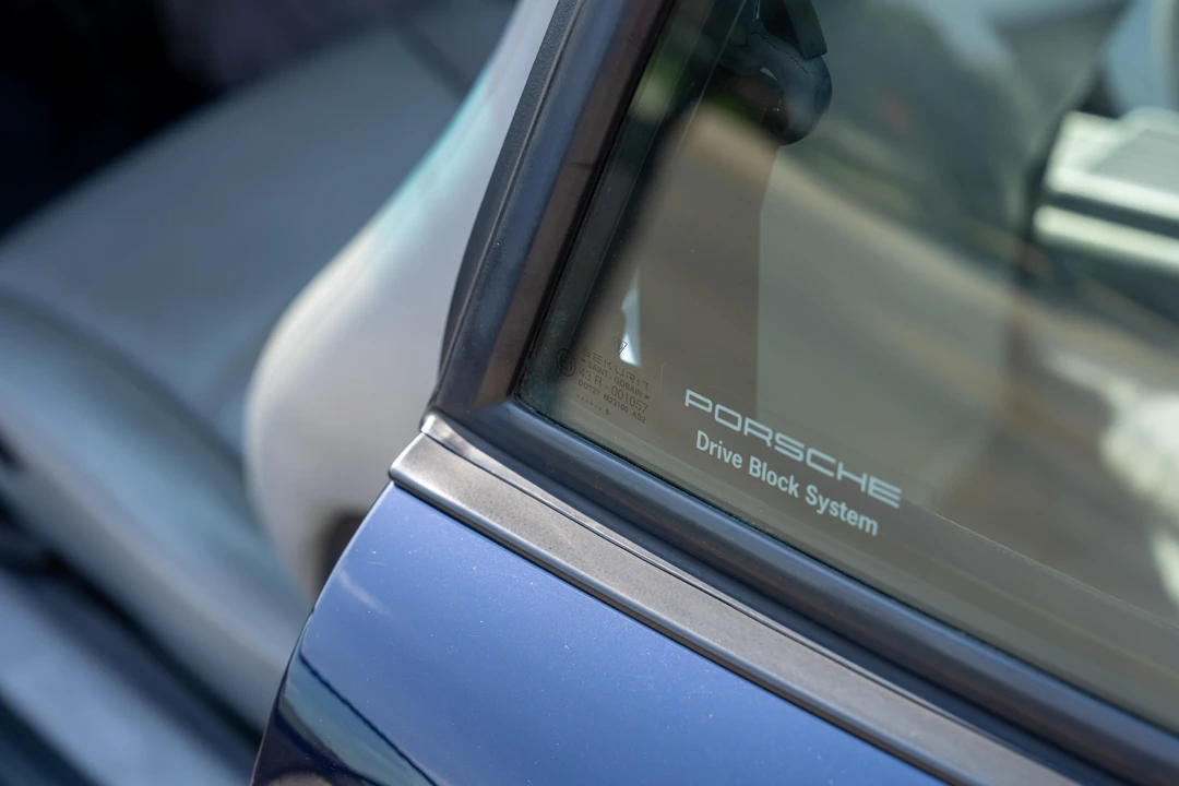 1996 Porsche 993 Carrera - Image 30 of 31