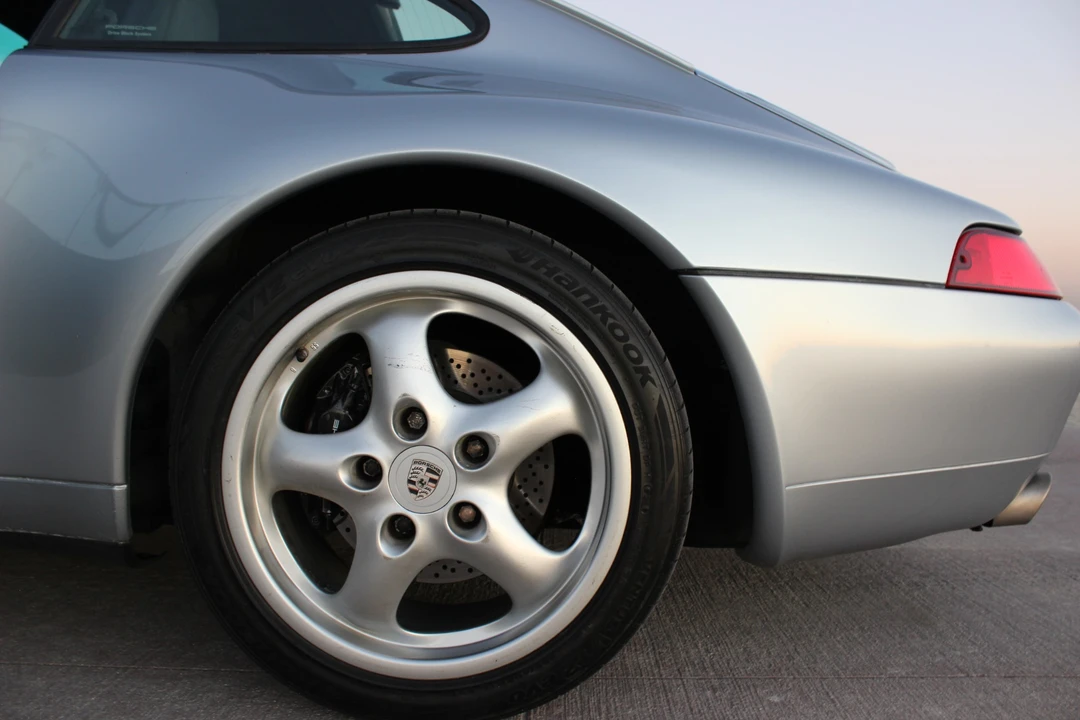 1996 Porsche 993 Carrera - Image 28 of 31