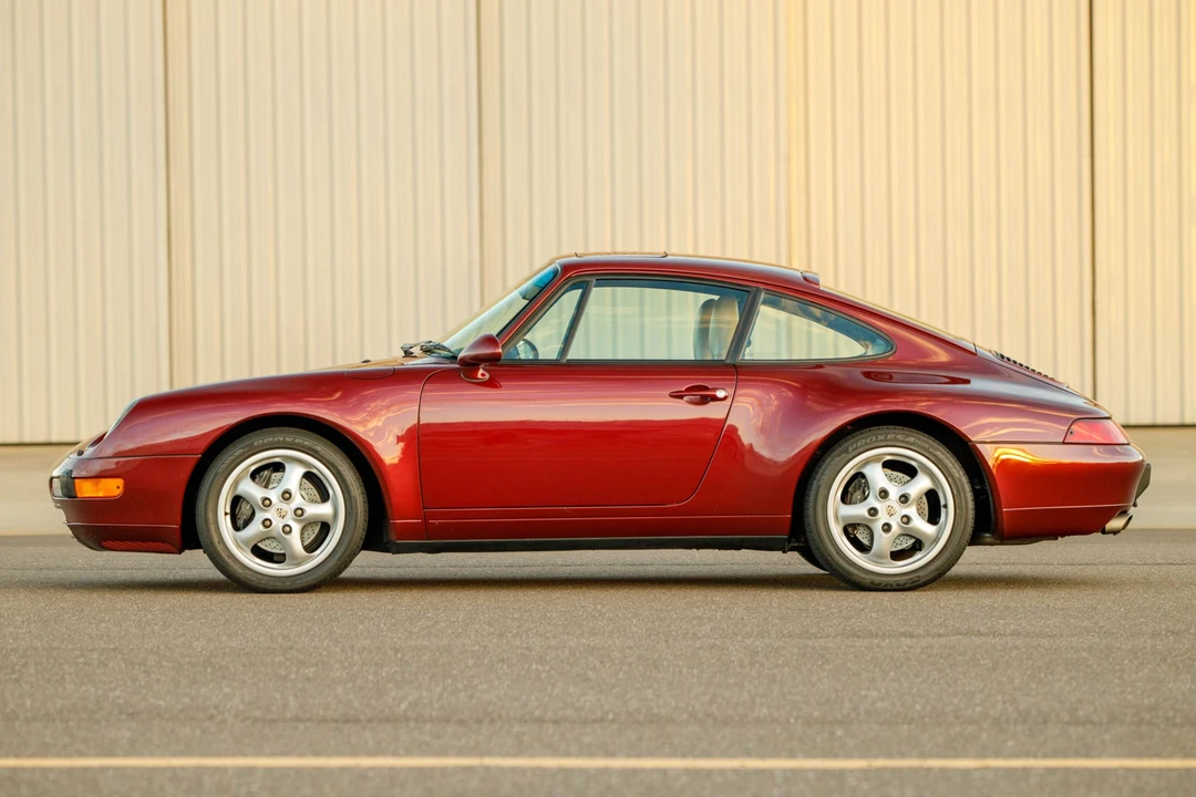 1996 Porsche 993 Carrera - Image 6 of 31