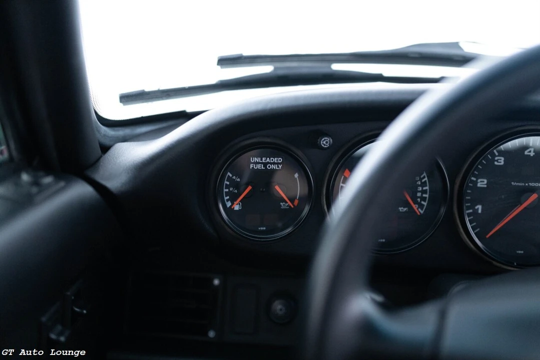 1996 Porsche 993 Carrera - Image 27 of 31