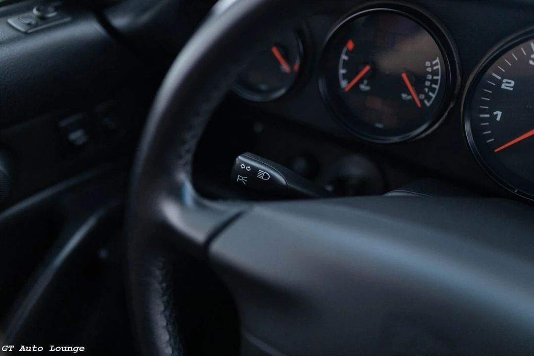 1996 Porsche 993 Carrera - Image 30 of 31