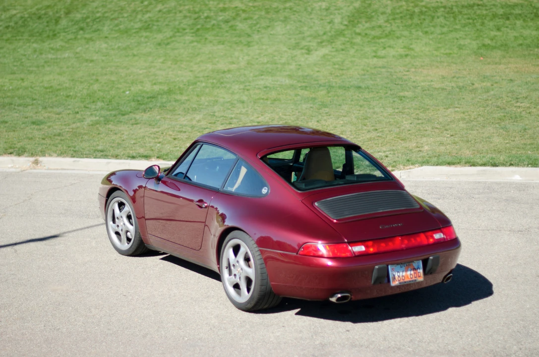 1996 Porsche 993 Carrera - Image 13 of 31