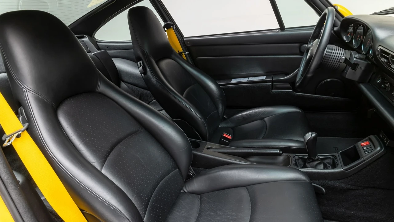 1996 Porsche 911 - Image 8 of 31
