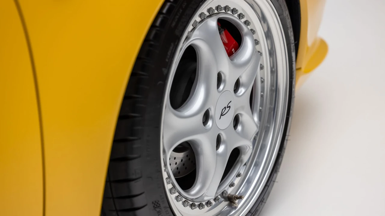 1996 Porsche 911 - Image 9 of 31