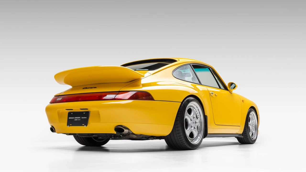 1996 Porsche 911 - Image 16 of 31