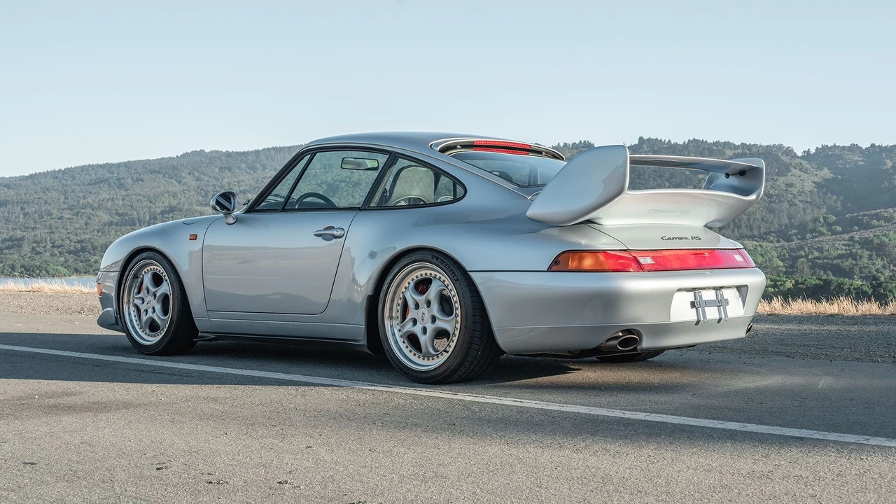 1996 Porsche 993 Carrera - Image 10 of 31