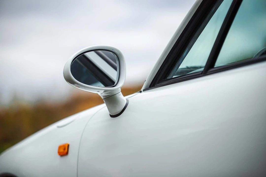 1996 Porsche 993 Carrera - Image 25 of 31