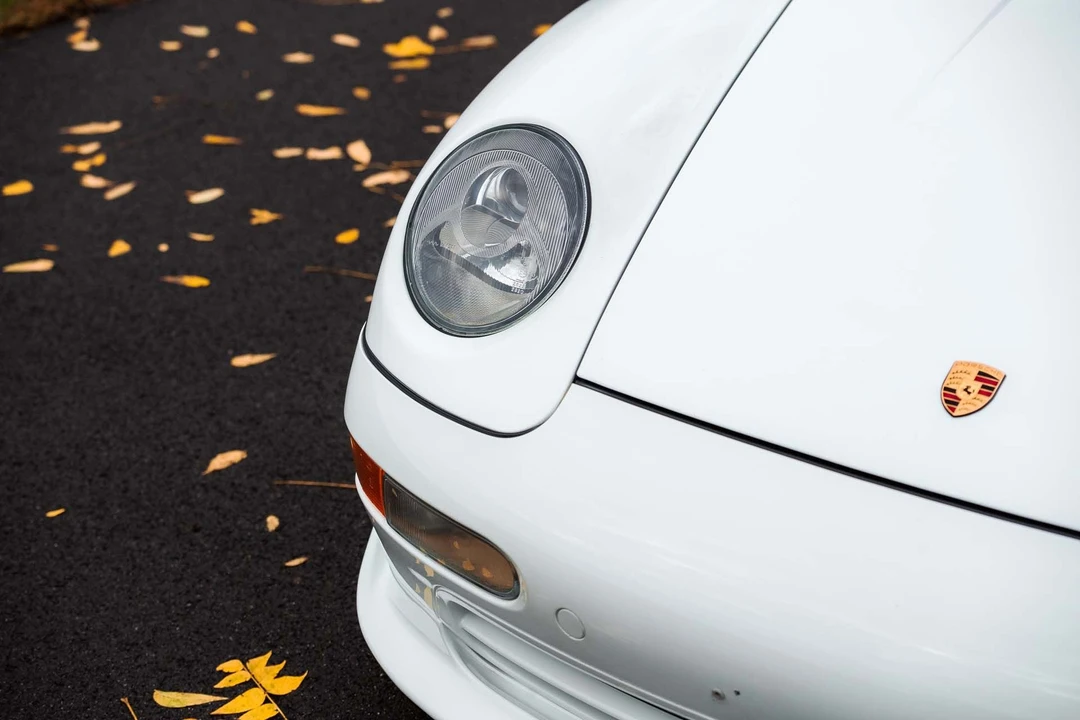 1996 Porsche 993 Carrera - Image 9 of 31