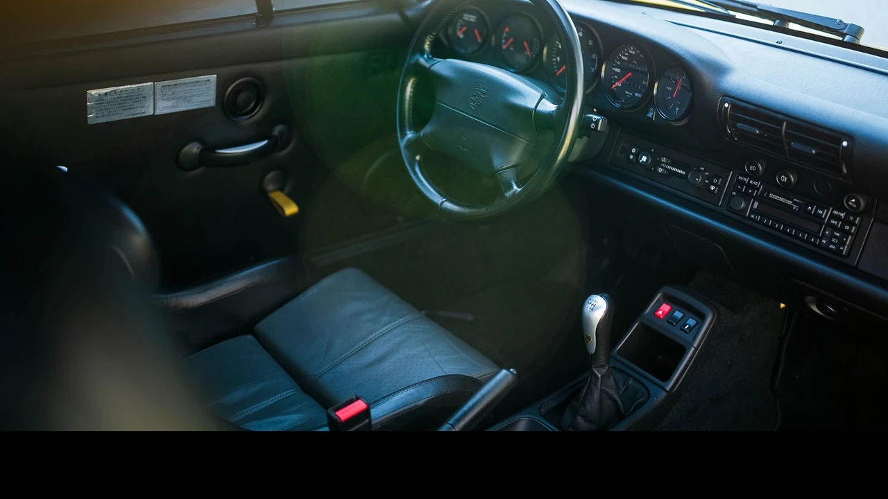 1996 Porsche 993 Carrera - Image 31 of 31