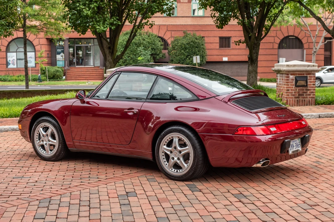 1996 Porsche 993 Carrera 4S - Image 7 of 31