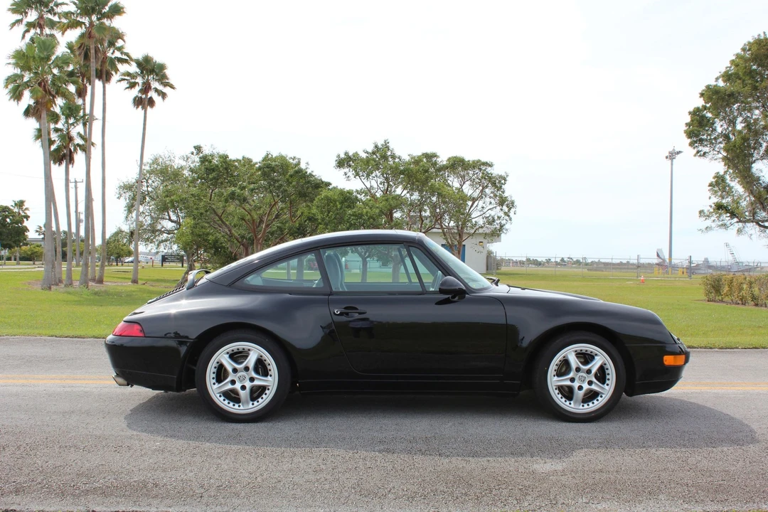 1996 Porsche 993 Carrera - Image 11 of 31