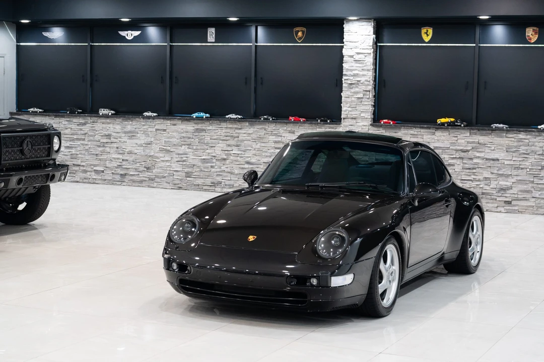 1996 Porsche 993 Carrera - Image 2 of 31