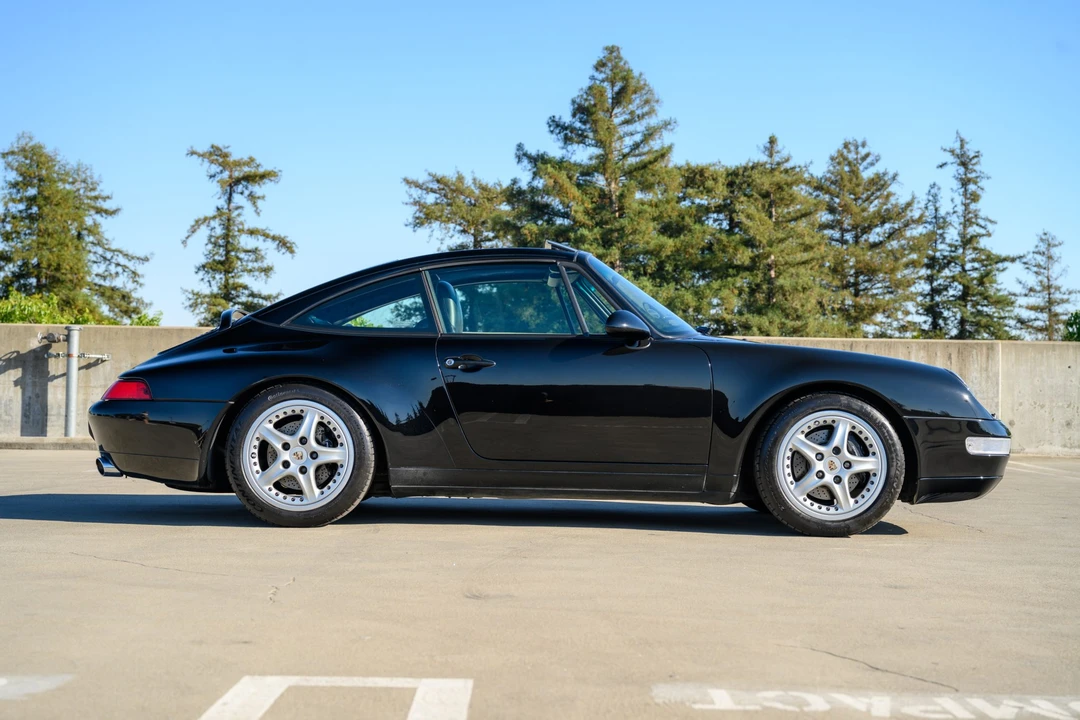 1996 Porsche 993 Carrera - Image 8 of 31