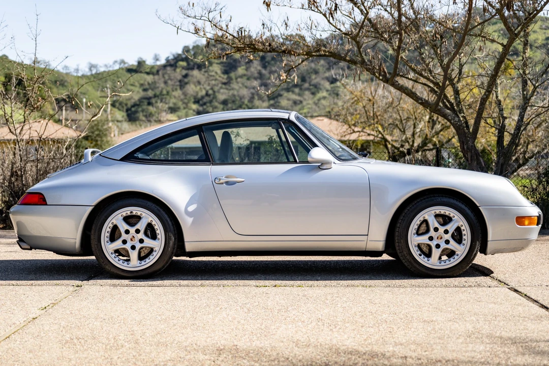1996 Porsche 993 Carrera - Image 12 of 31