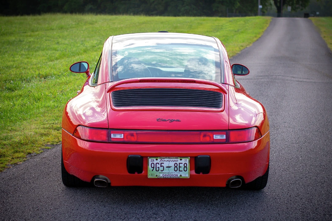 1996 Porsche 993 Carrera - Image 16 of 31