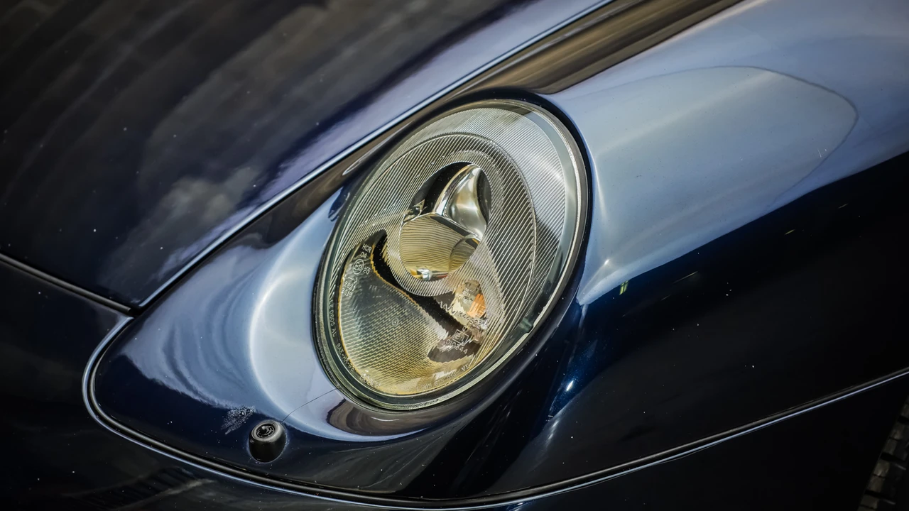 1996 Porsche 993 Carrera - Image 24 of 31