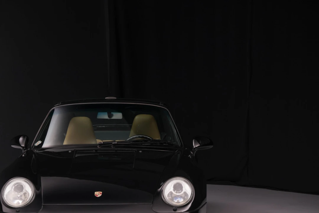 1996 Porsche 993 Carrera - Image 13 of 31