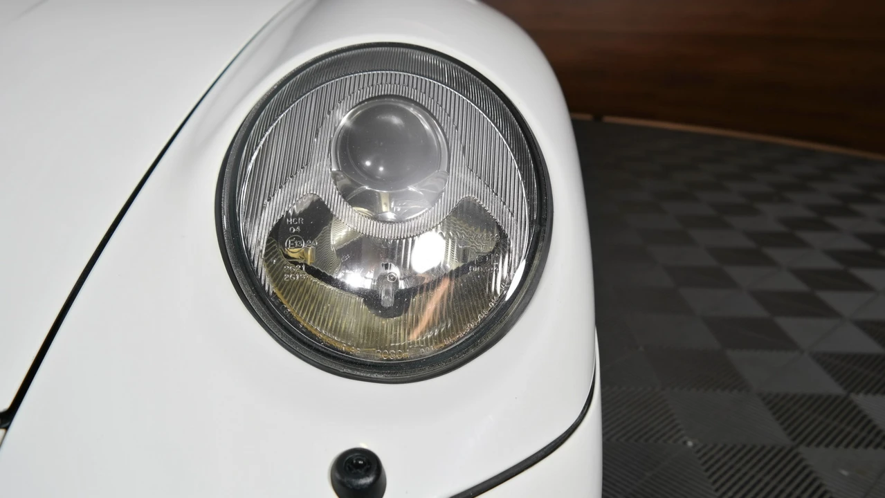 1996 Porsche 993 Carrera - Image 17 of 31