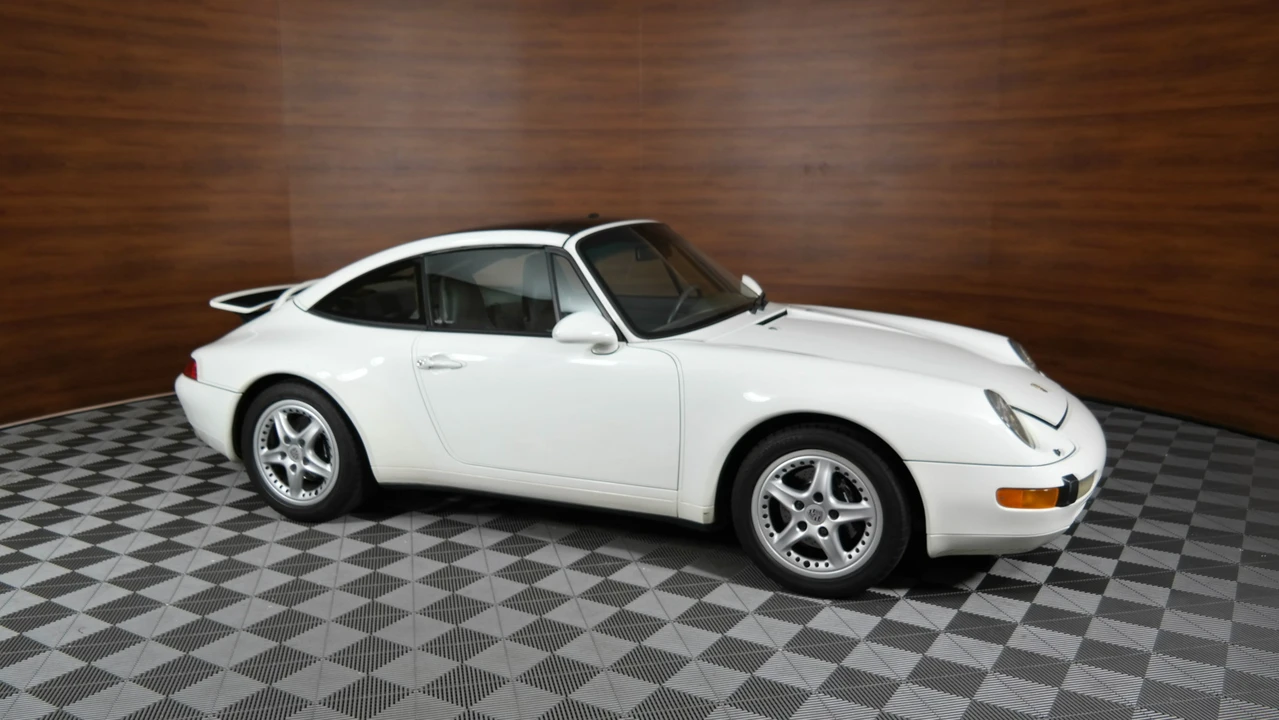 1996 Porsche 993 Carrera - Image 9 of 31