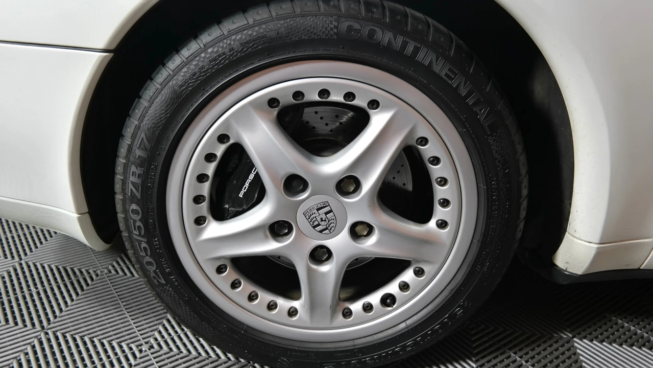 1996 Porsche 993 Carrera - Image 21 of 31