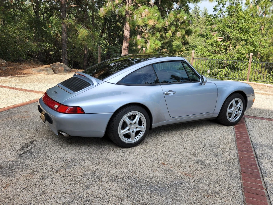 1996 Porsche 993 Carrera - Image 9 of 31
