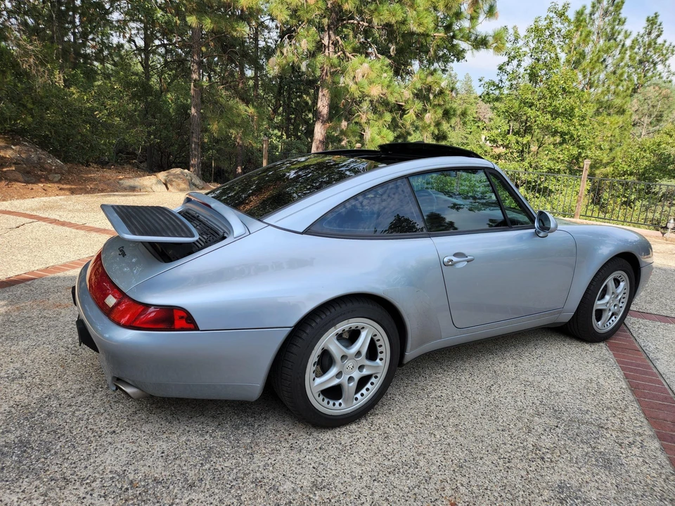 1996 Porsche 993 Carrera - Image 10 of 31
