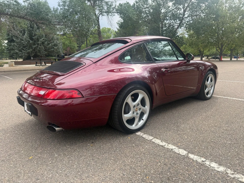 1996 Porsche 993 Carrera - Image 9 of 31